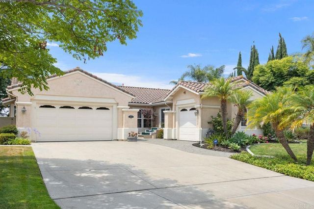 $2,400,000 | 3523 Corte Esperanza, Carlsbad, CA 92009