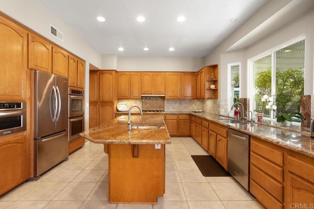 $2,400,000 | 3523 Corte Esperanza, Carlsbad, CA 92009