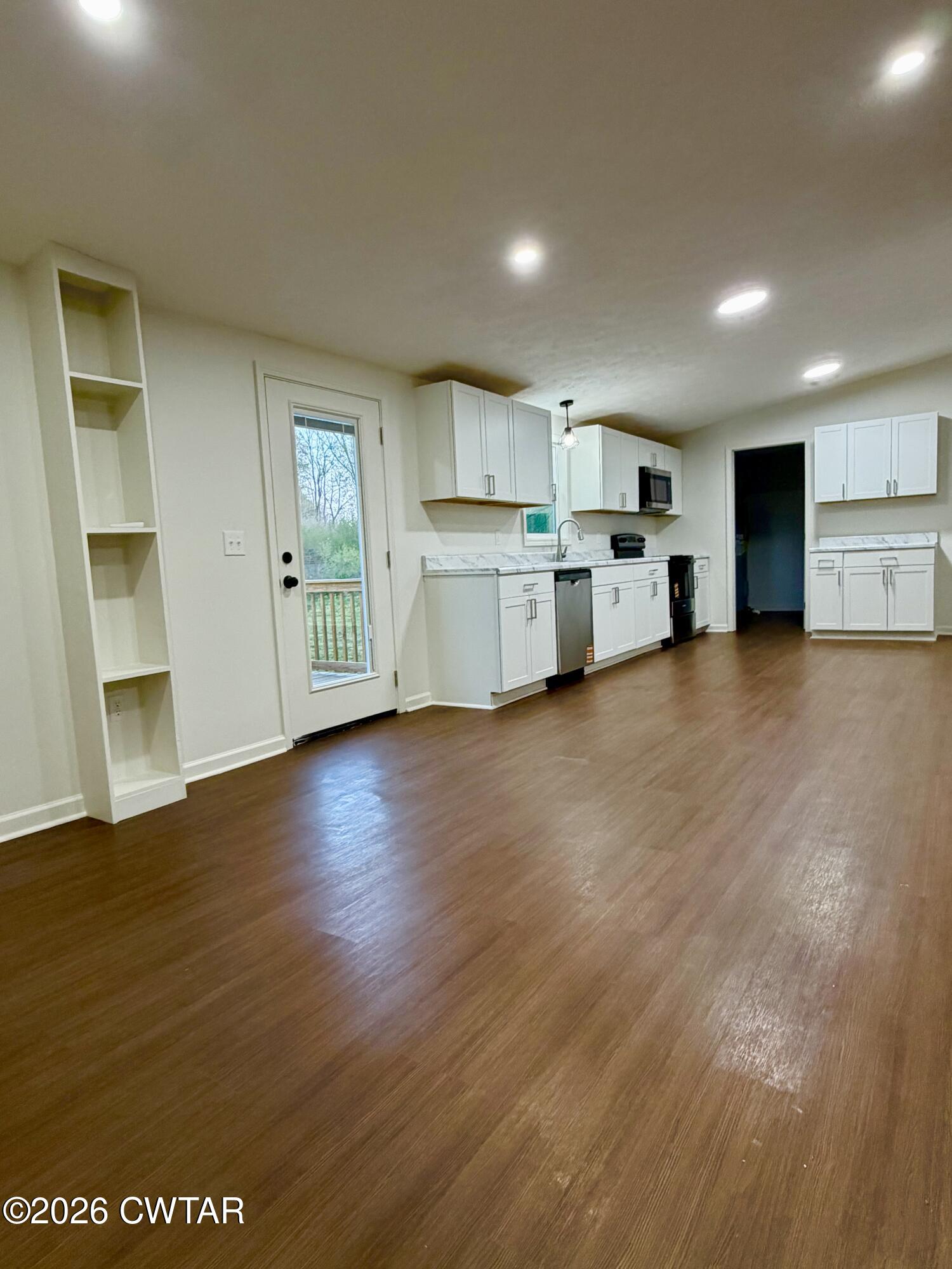 557 Lower Brownsville Road Jackson, TN 38301 - Photo 11 of 20 Kitchen