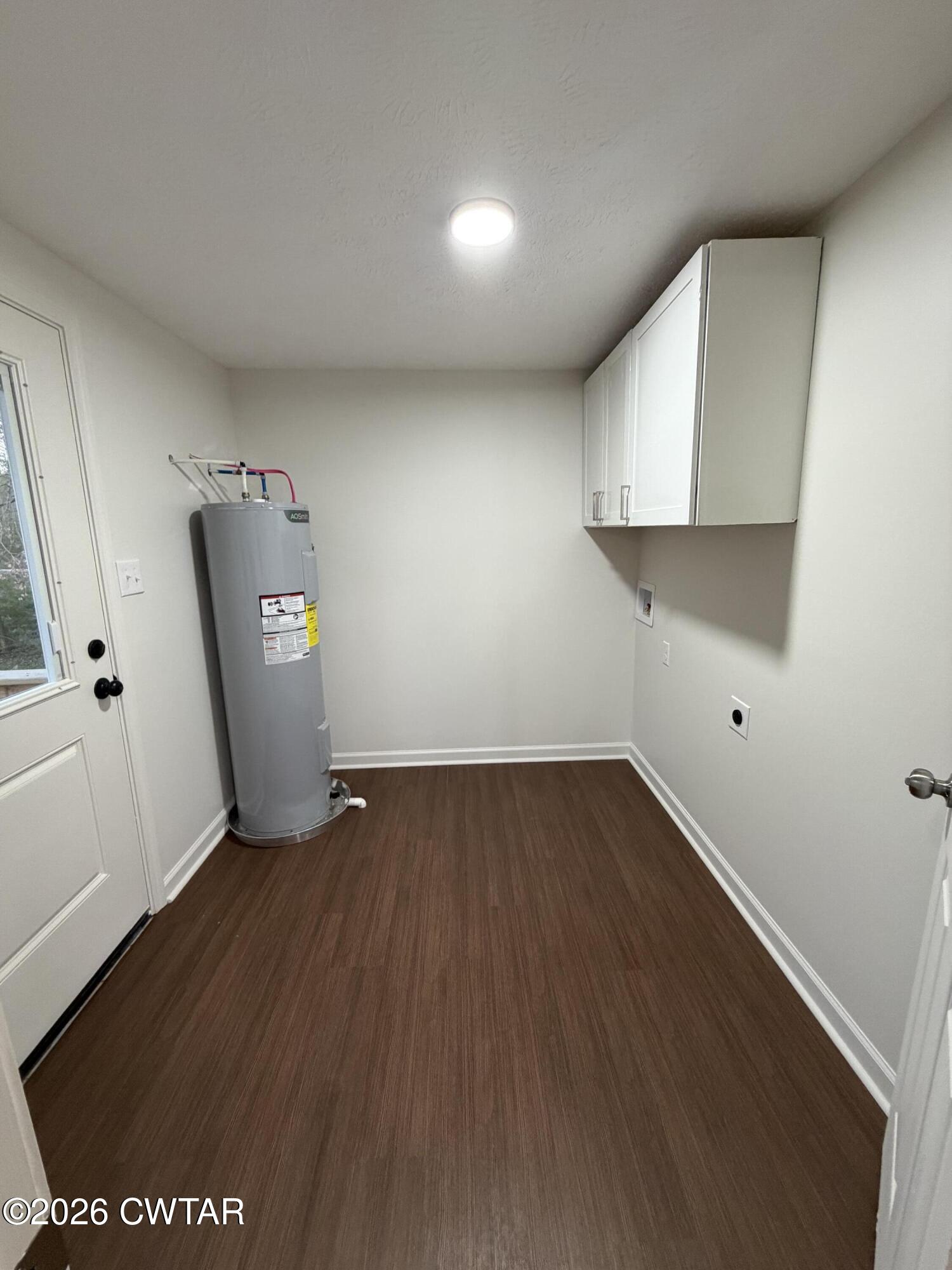 557 Lower Brownsville Road Jackson, TN 38301 - Photo 18 of 20 Laundry Room