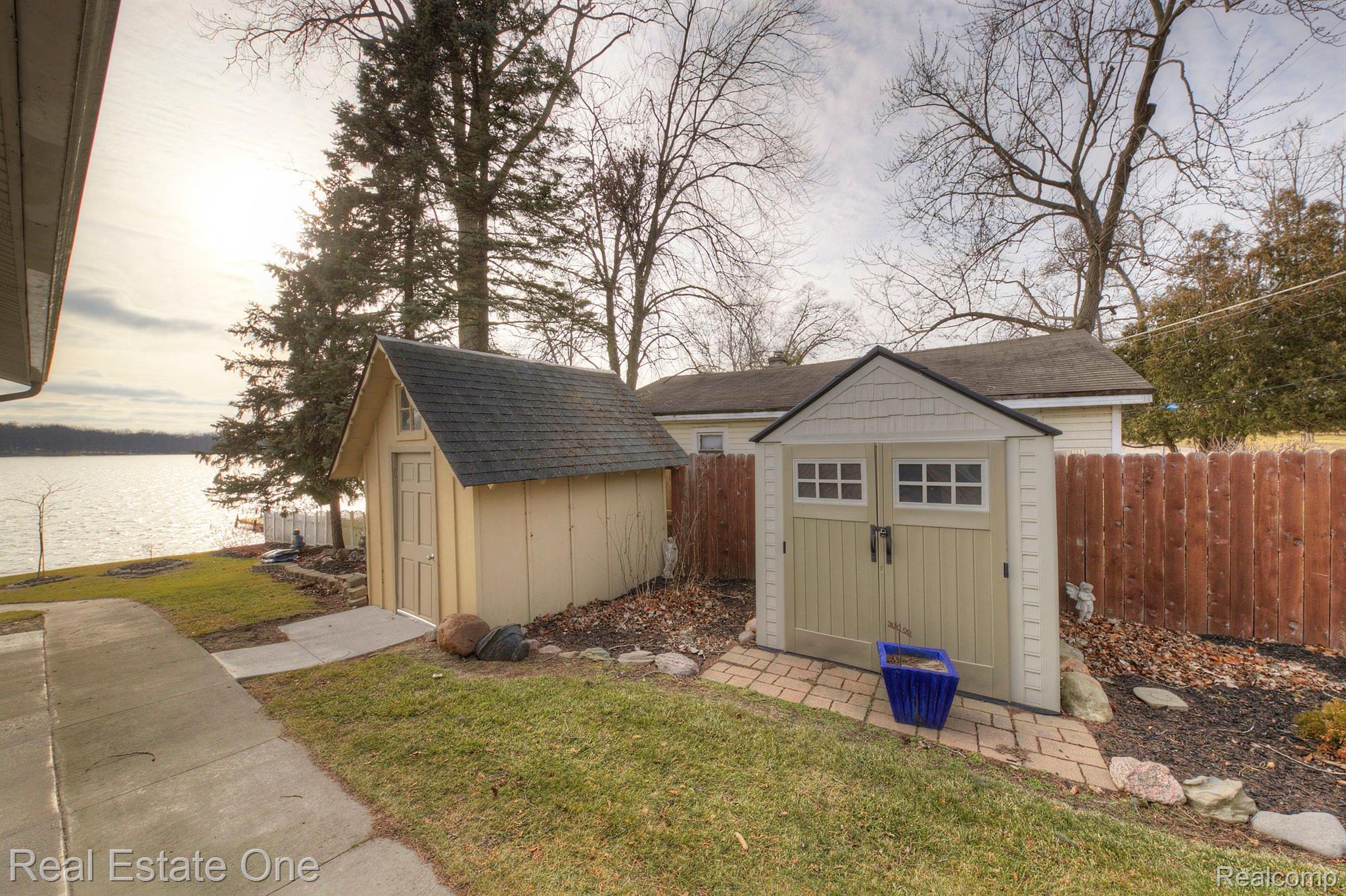 3312 Rush Lake Road Pinckney, MI 48169 - Photo 10 of 64 Gallery Image 10