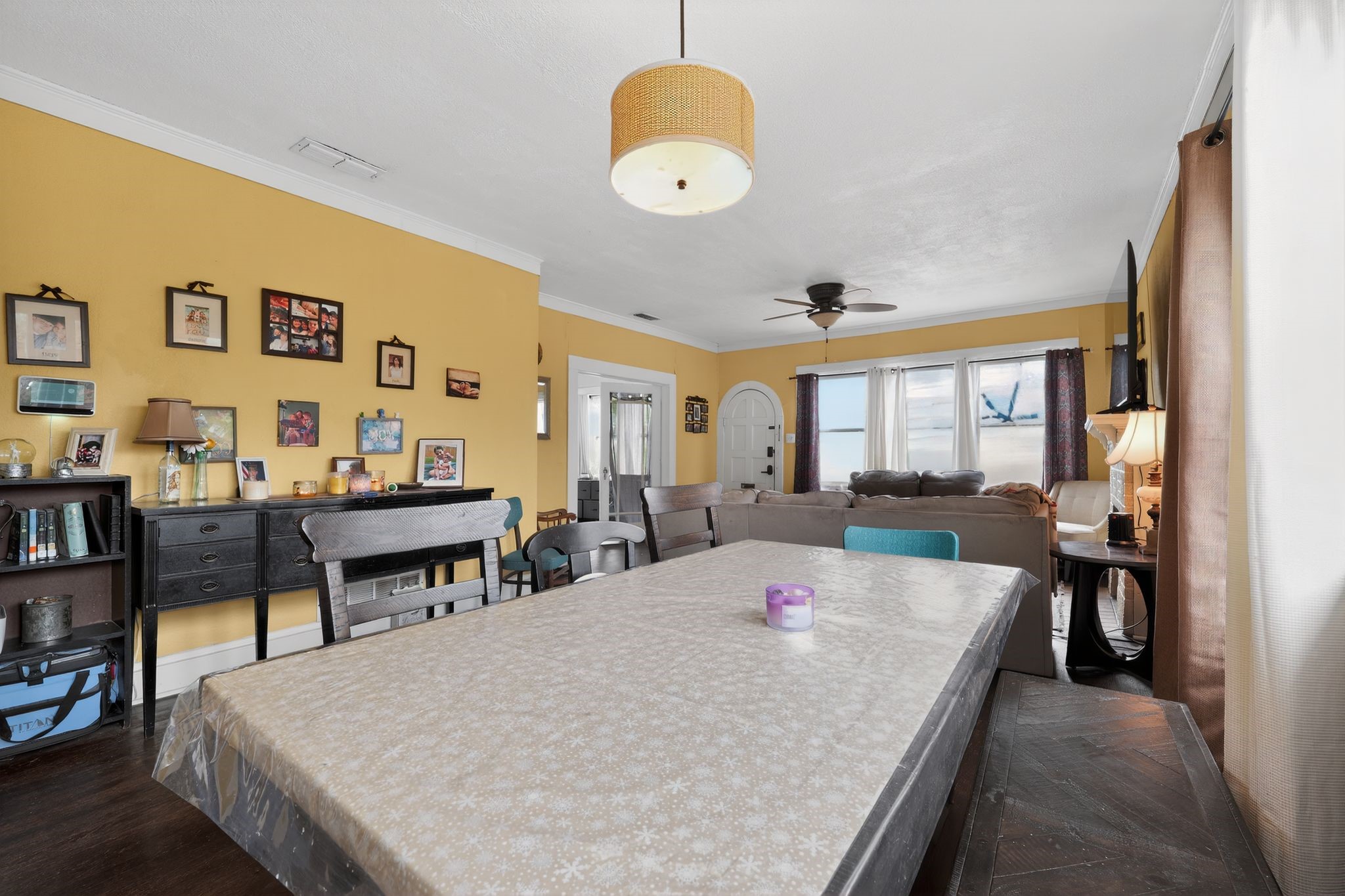 1017 North 11th Street Temple, TX 76501 - Photo 16 of 25 a very nice looking dining room with a table and chairs