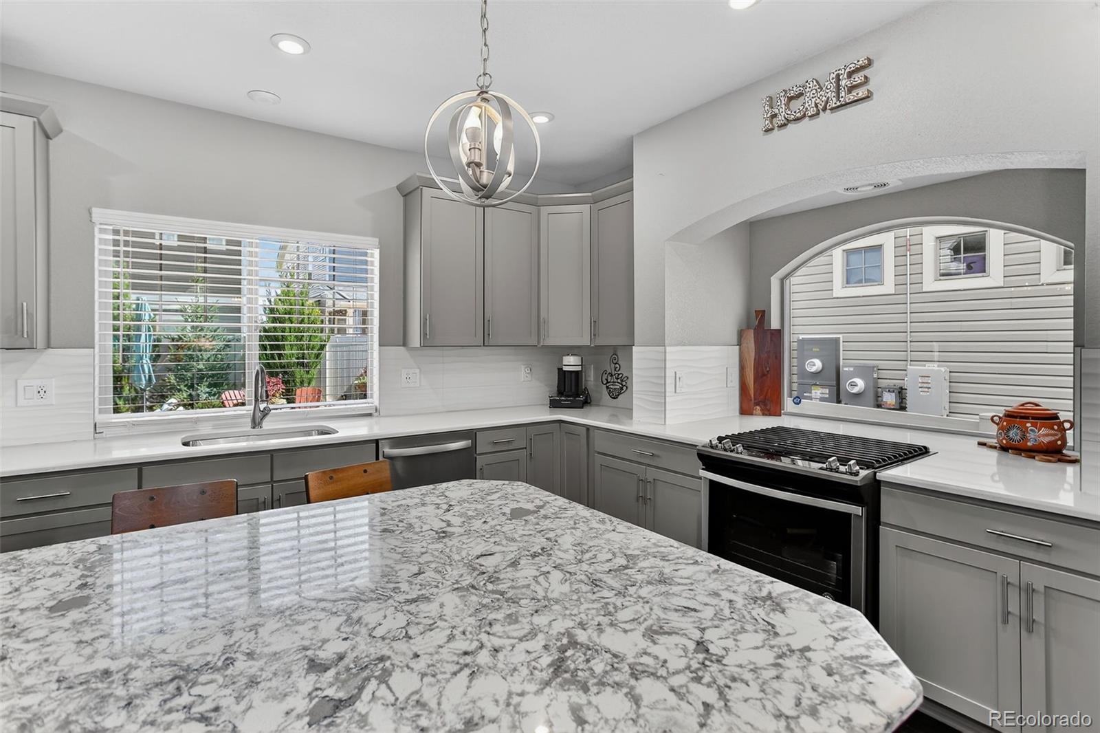 5012 Liverpool Street Denver, CO 80249 - Photo 11 of 49