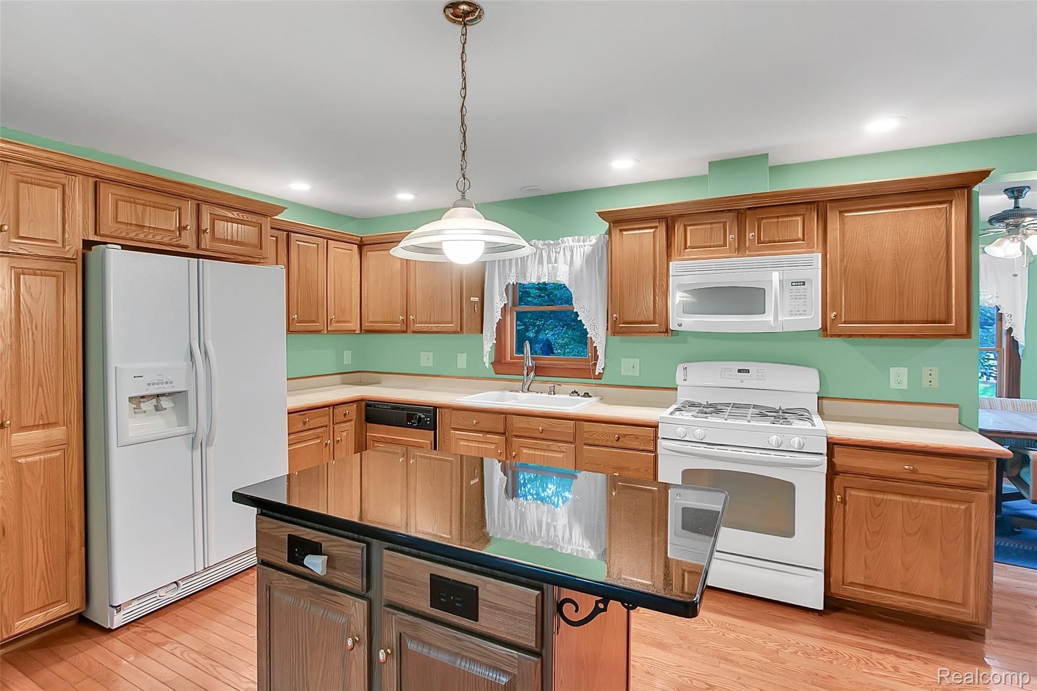 1717 Colwood Road Caro, MI 48723 - Photo 18 of 36 1717 Colwood Rd - HD Drone Photography-18.jpg