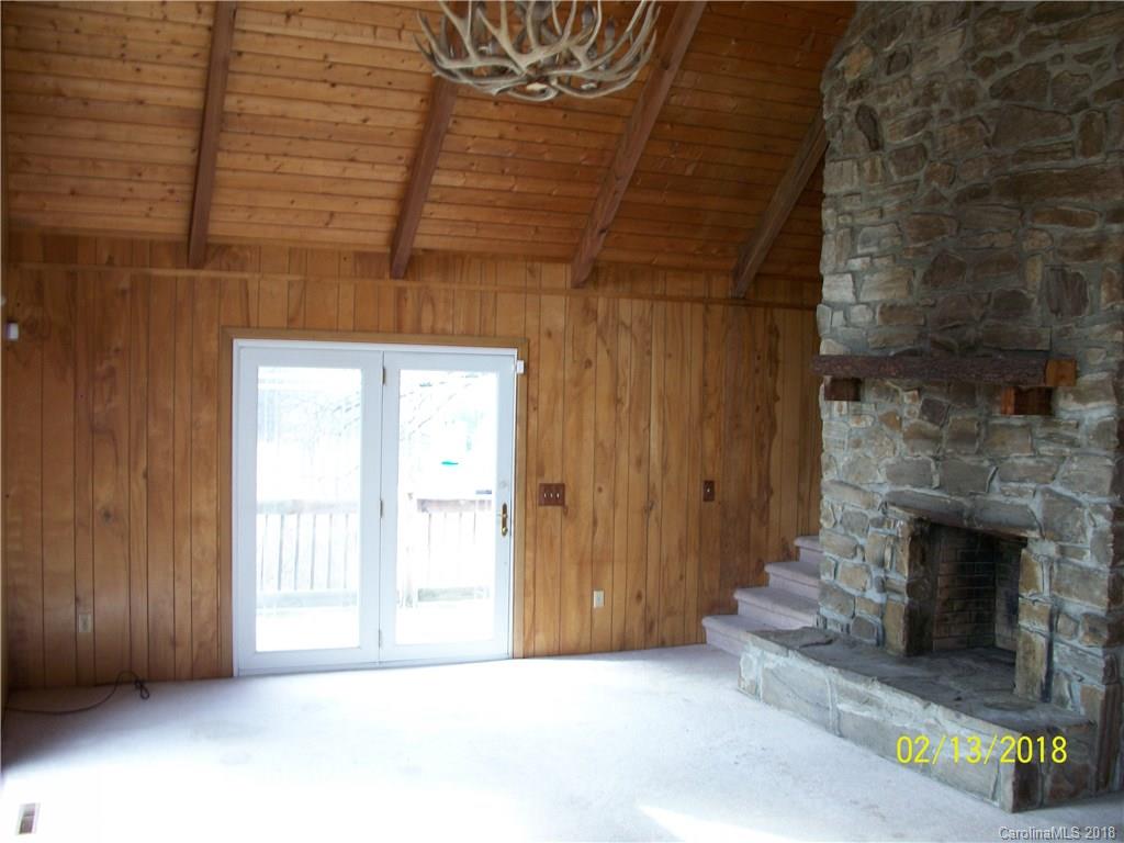 2333 Pigeon Road Waynesville, NC 28786 - Photo 9 of 24 Gallery Image 9