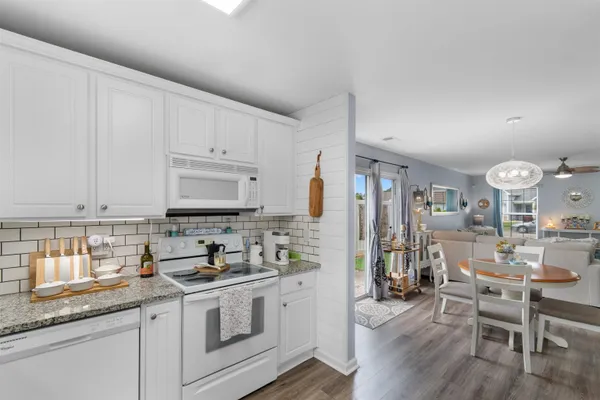 $2,500 | 161 Barclay Drive, Myrtle Beach, SC 29579