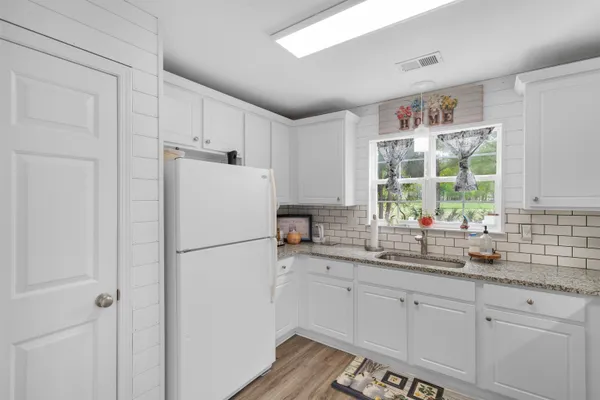 $2,500 | 161 Barclay Drive, Myrtle Beach, SC 29579