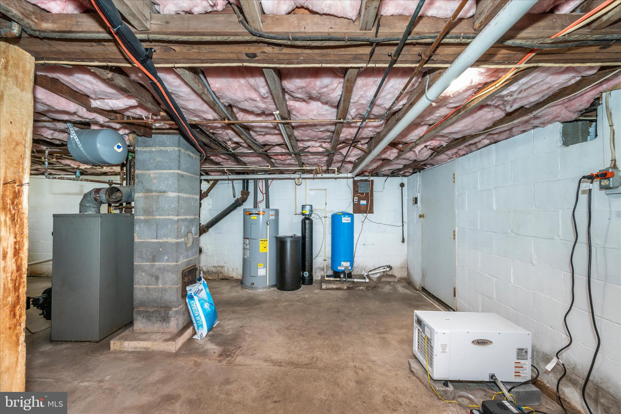 11205 Hessong Bridge Road Thurmont, MD 21788 - Photo 47 of 69 a view of a room with gym equipment