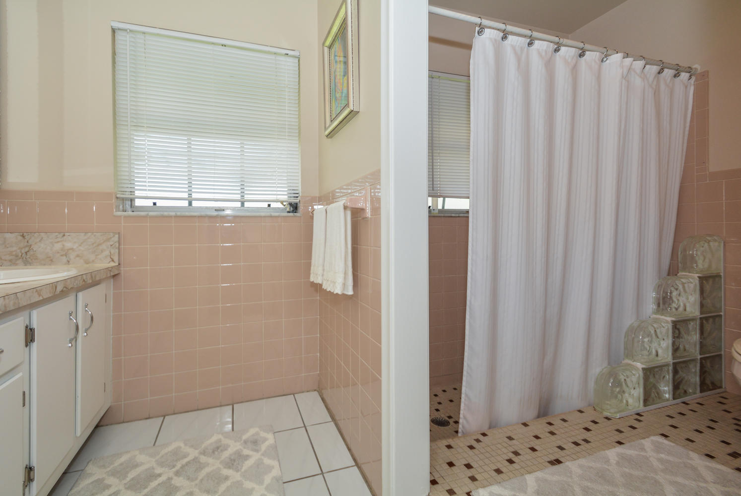 22112 Acapulco Court Boca Raton, FL 33428 - Photo 19 of 31 Seperate Shower