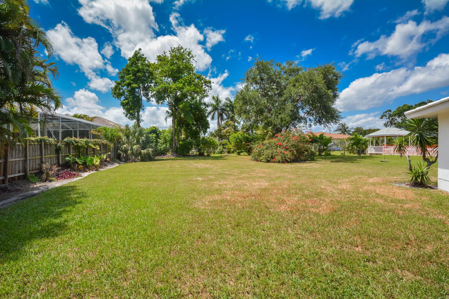 22112 Acapulco Court Boca Raton, FL 33428 - Photo 30 of 31 Room for family fun