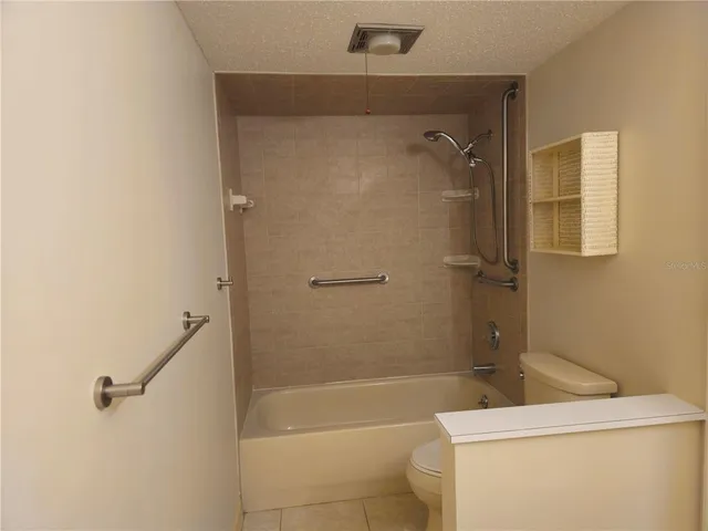 $1,650 | 1285 Mission Hills Boulevard, Unit 36B, Clearwater, FL 33759