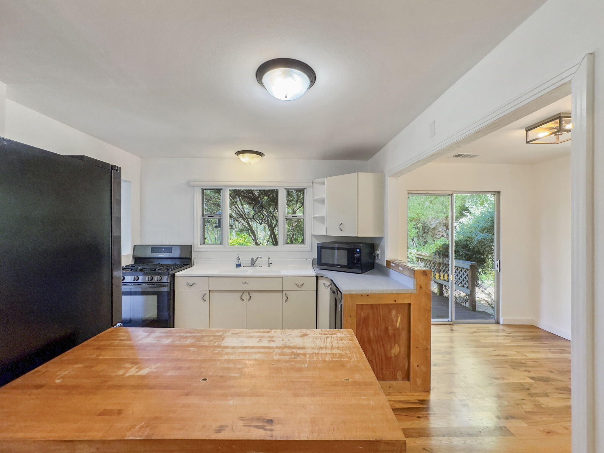 1347 Marsh Road Eureka, CA 95501 - Photo 27 of 69 39-web-or-mls-88A24F9E-18D9-48CC-9BA3-0A