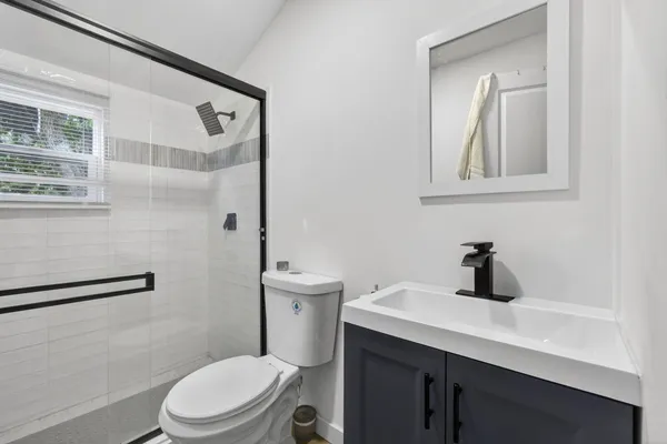 $3,825 | 701 37th Street, West Palm Beach, FL 33407