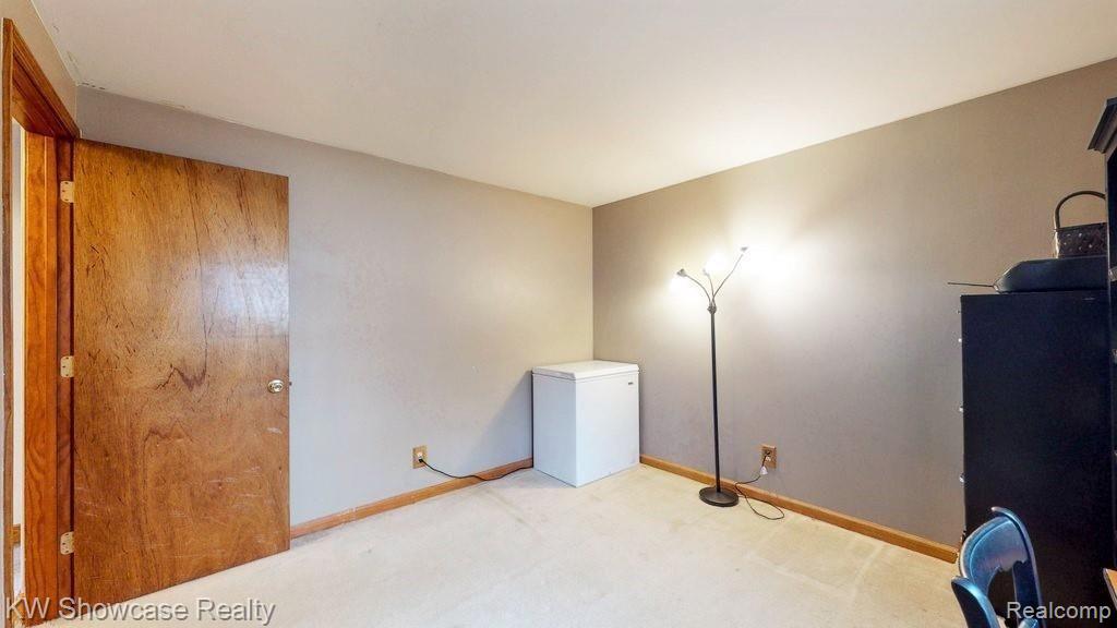 575 East Baker Road Highland, MI 48357 - Photo 16 of 21