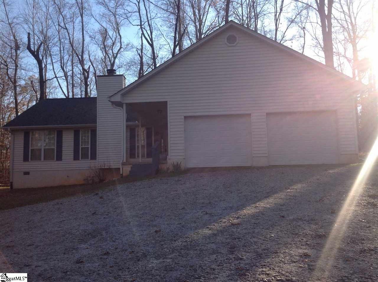 141 Hillbrook Road Laurens, SC 29360 - Photo 14 of 16 Gallery Image 14