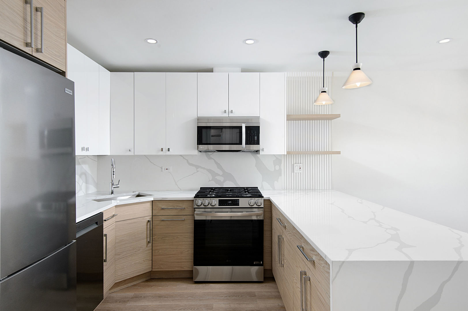 318 North Happ Road, Unit C Northfield, IL 60093 - Photo 3 of 9