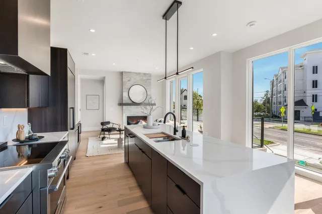 $1,249,000 | 321 31st Avenue North, Unit 113, Nashville, TN 37203