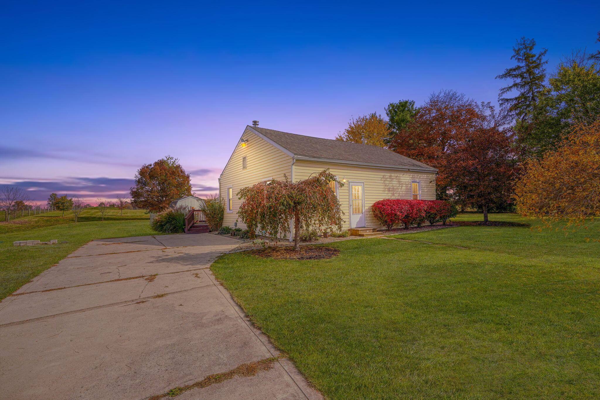 6018 Horseshoe Road Delaware, OH 43015 - Photo 1 of 62 6018 Horseshoe Rd Virtual Twilight