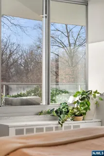 $549,000 | 1 Claridge Drive, Unit 111, Verona, NJ 07044