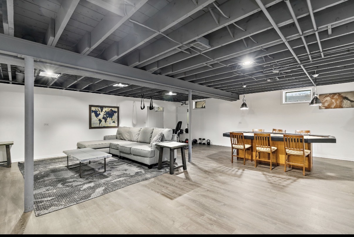 639 Braeburn Road East Dundee, IL 60118 - Photo 15 of 22