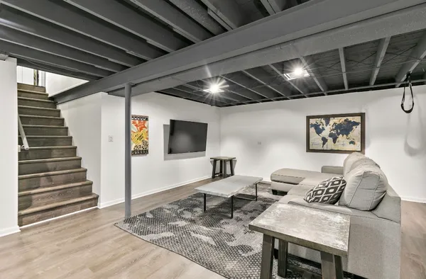 $350,000 | 639 Braeburn Road, East Dundee, IL 60118