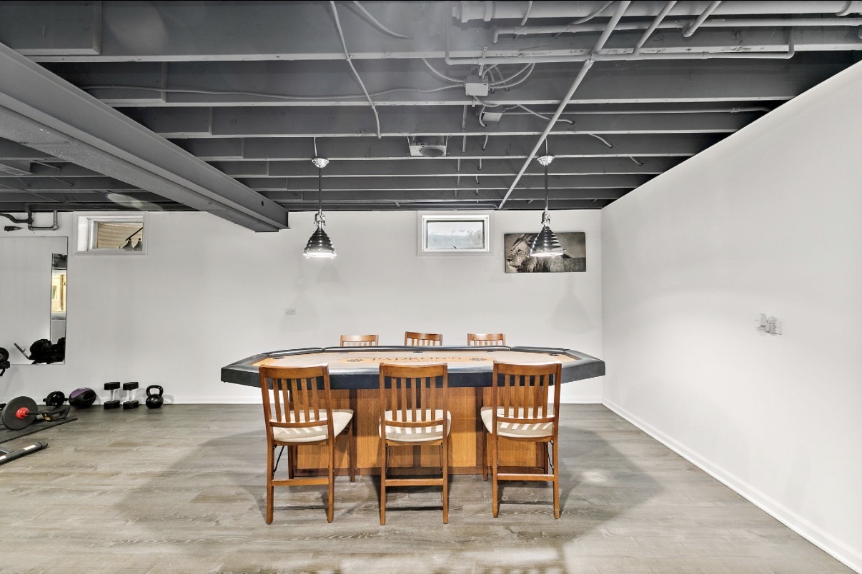 639 Braeburn Road East Dundee, IL 60118 - Photo 18 of 22