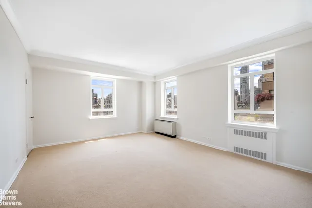 $3,395,000 | 870 5th Avenue, Unit 15E | Lenox Hill