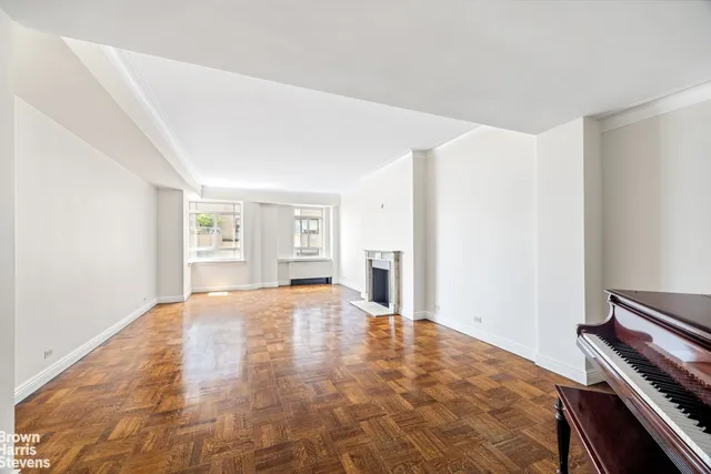 $3,395,000 | 870 5th Avenue, Unit 15E | Lenox Hill