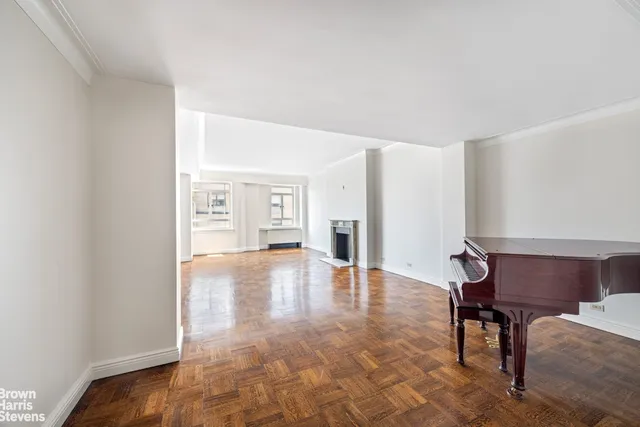 $3,395,000 | 870 5th Avenue, Unit 15E | Lenox Hill