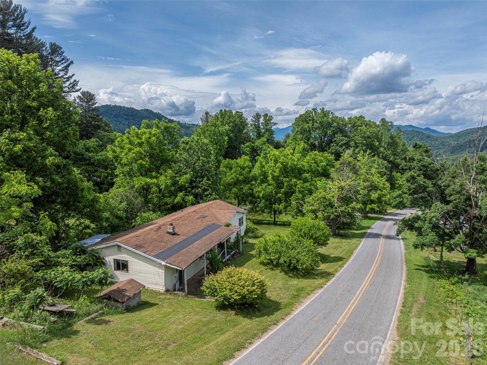 5622 Dutch Cove Road Canton, NC 28716 - Photo 18 of 26