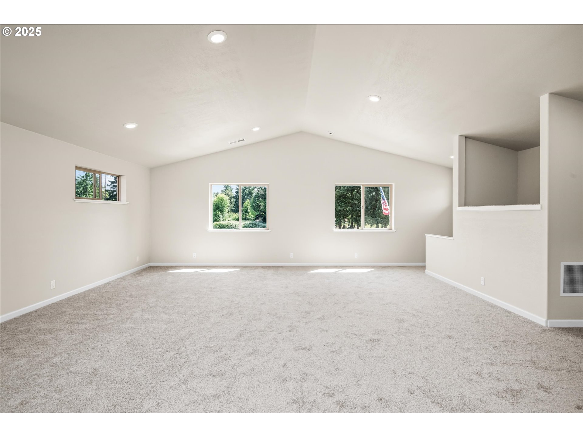 37381 Riverside Drive Pleasant Hill, OR 97455 - Photo 29 of 48