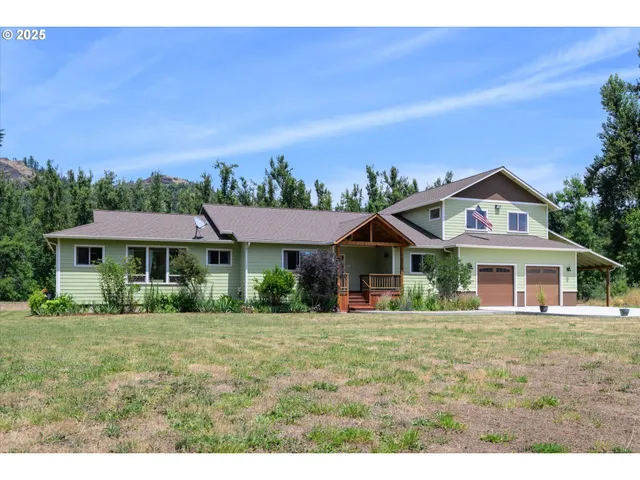 $1,095,000 | 37381 Riverside Drive, Pleasant Hill, OR 97455