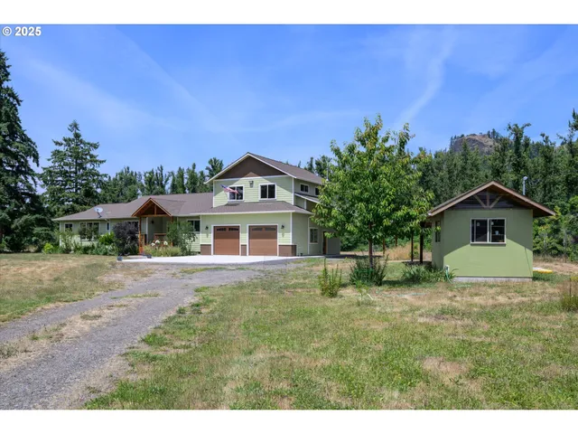 $1,095,000 | 37381 Riverside Drive, Pleasant Hill, OR 97455