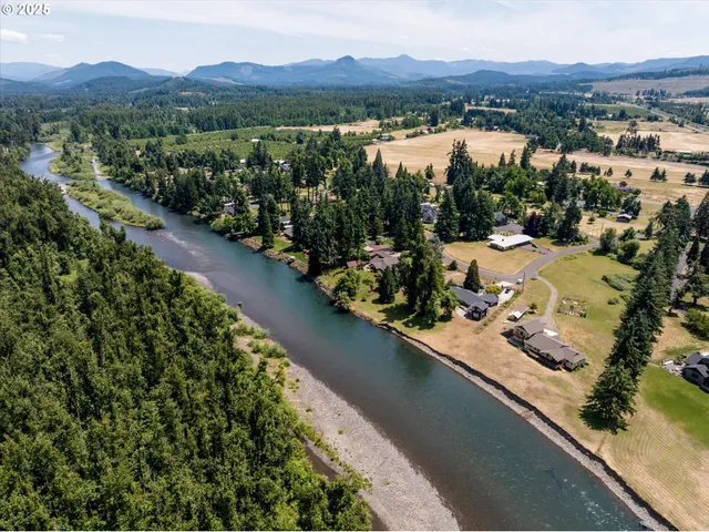 $1,095,000 | 37381 Riverside Drive, Pleasant Hill, OR 97455