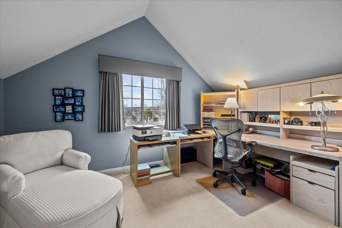 2533 Windsor Lane Northbrook, IL 60062 - Photo 17 of 30