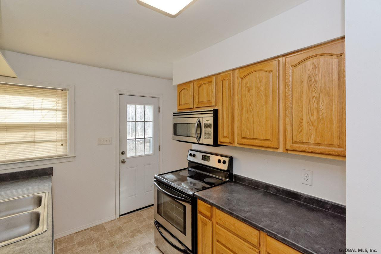 26 Hungerford Road Guilderland, NY 12203 - Photo 11 of 25 Photo 11
