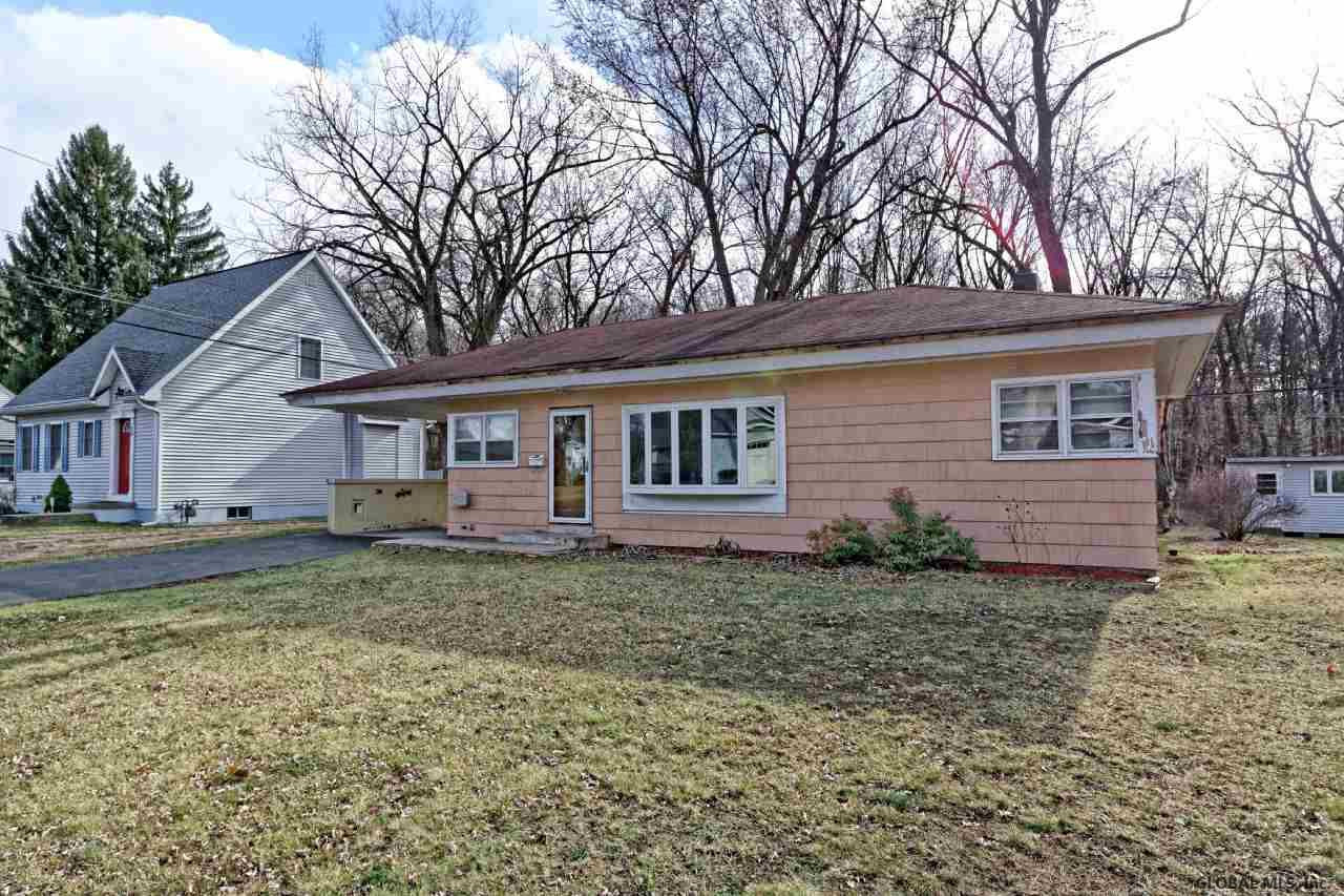 26 Hungerford Road Guilderland, NY 12203 - Photo 2 of 25 Photo 2