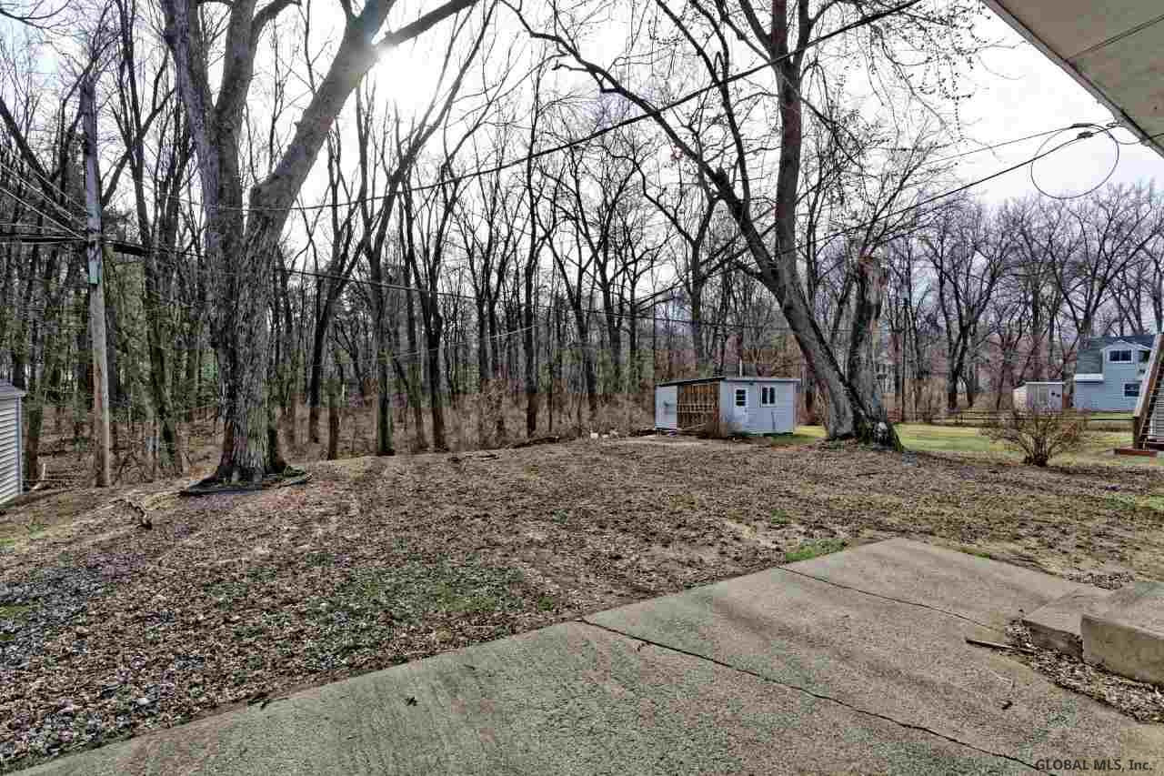 26 Hungerford Road Guilderland, NY 12203 - Photo 7 of 25 Photo 7