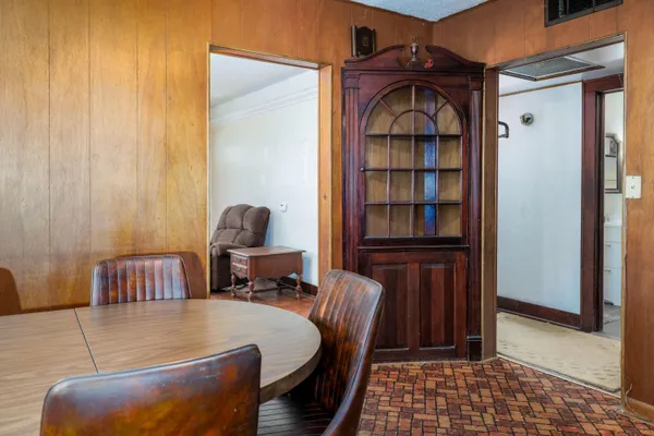 $153,300 | 710 North 2nd Street, Kentland, IN 47951
