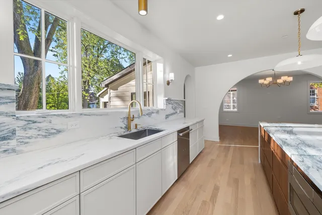 a picture of floor plan