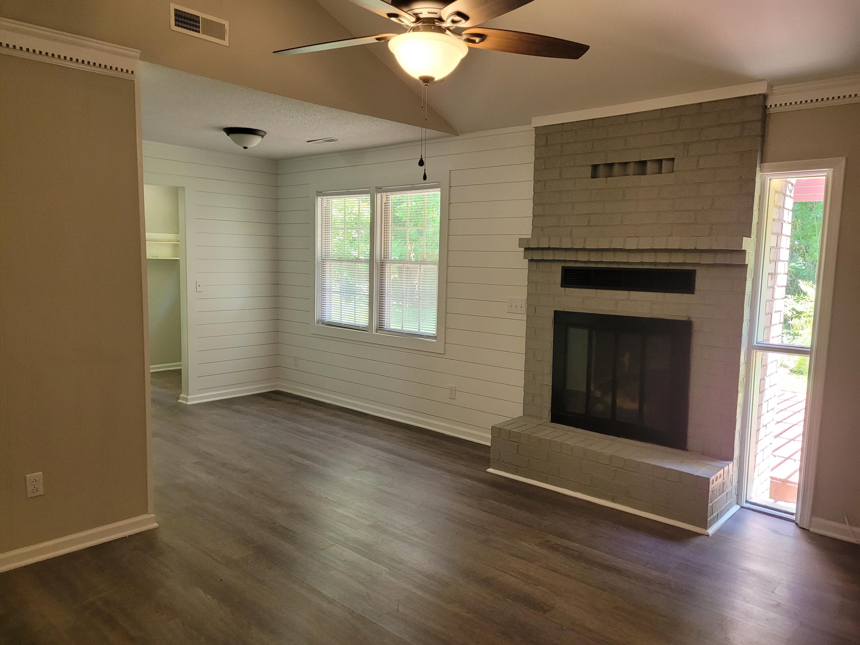 147 Foxborough Road Goose Creek, SC 29445 - Photo 12 of 26 20210520_123101