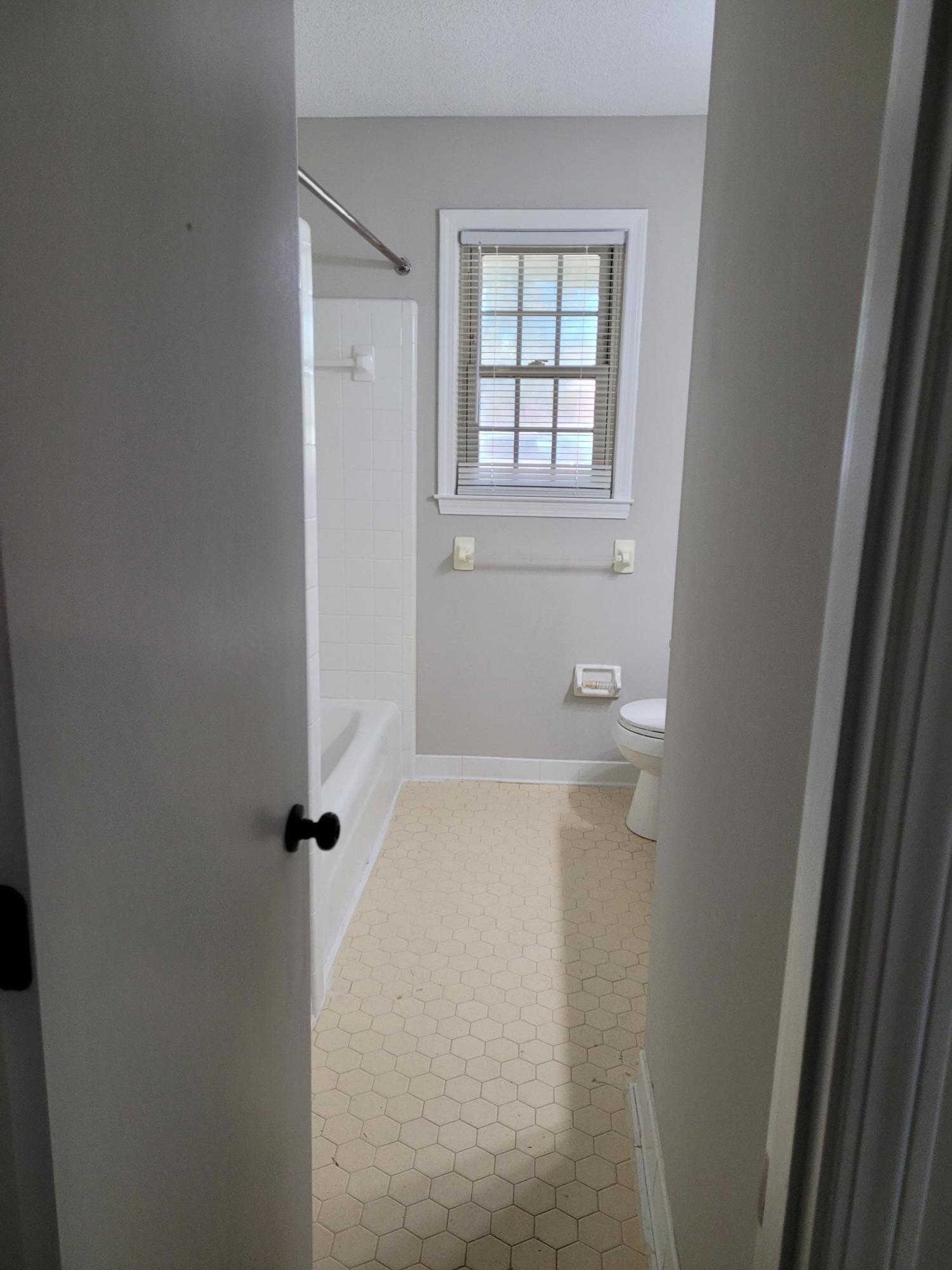 147 Foxborough Road Goose Creek, SC 29445 - Photo 18 of 26 20210520_123136