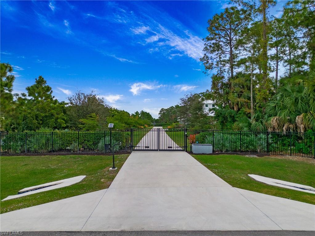 910 11th Street Southwest Naples, FL 34117 - Photo 8 of 50 Gallery Image 8