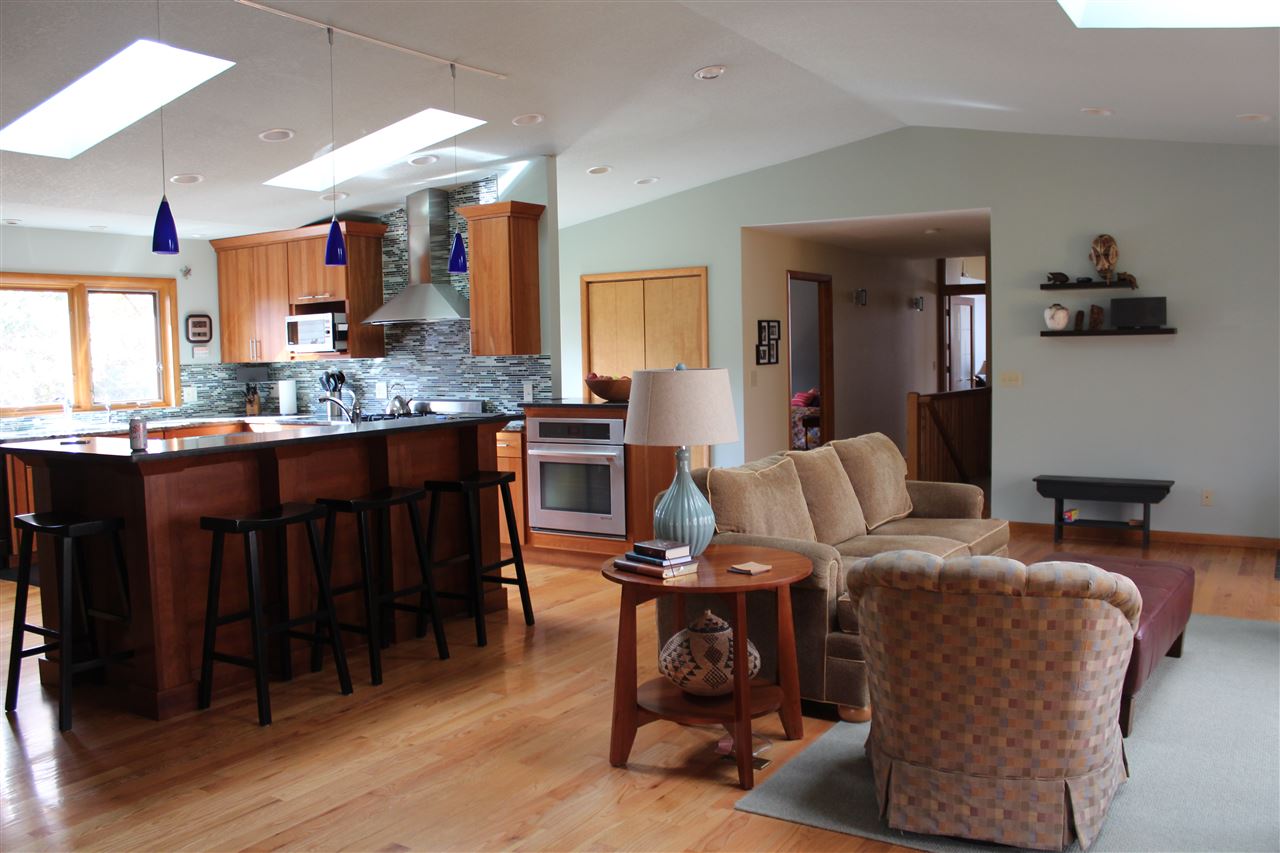 6595 South Vandecar Road Mount Pleasant, MI 48858 - Photo 9 of 32 1808375-8.JPG