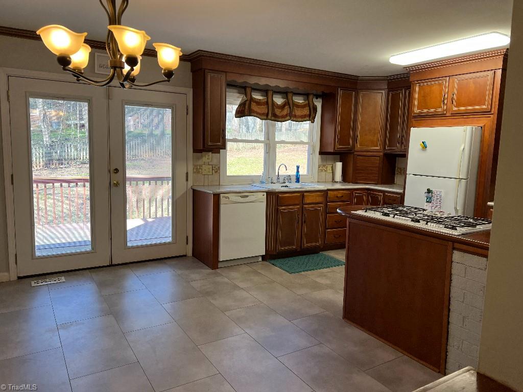 2106 Three Meadows Road Greensboro, NC 27455 - Photo 3 of 6 Gallery Image 3
