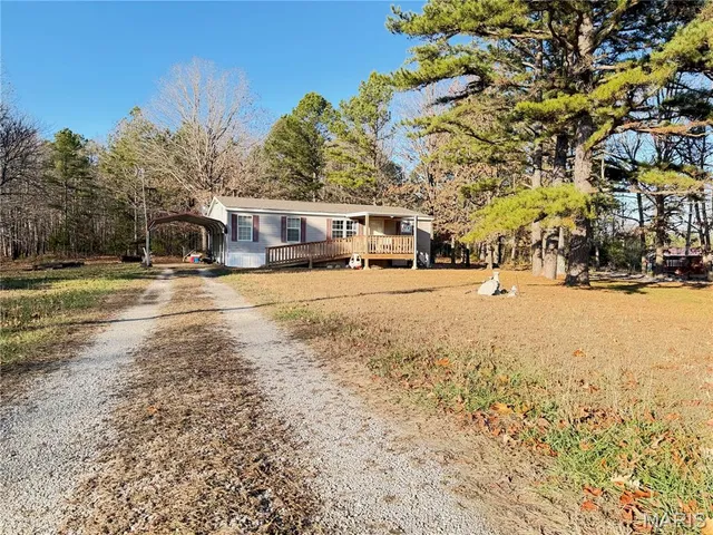 $135,000 | 16287 Roberson Drive, Houston, MO 65483