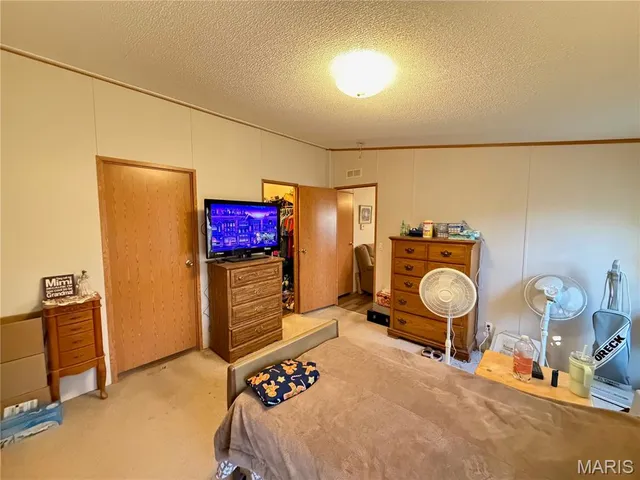 $135,000 | 16287 Roberson Drive, Houston, MO 65483