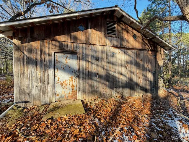 $135,000 | 16287 Roberson Drive, Houston, MO 65483