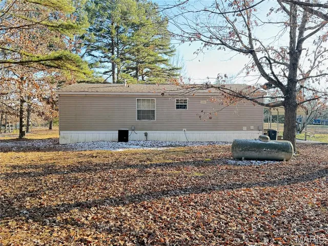 $135,000 | 16287 Roberson Drive, Houston, MO 65483