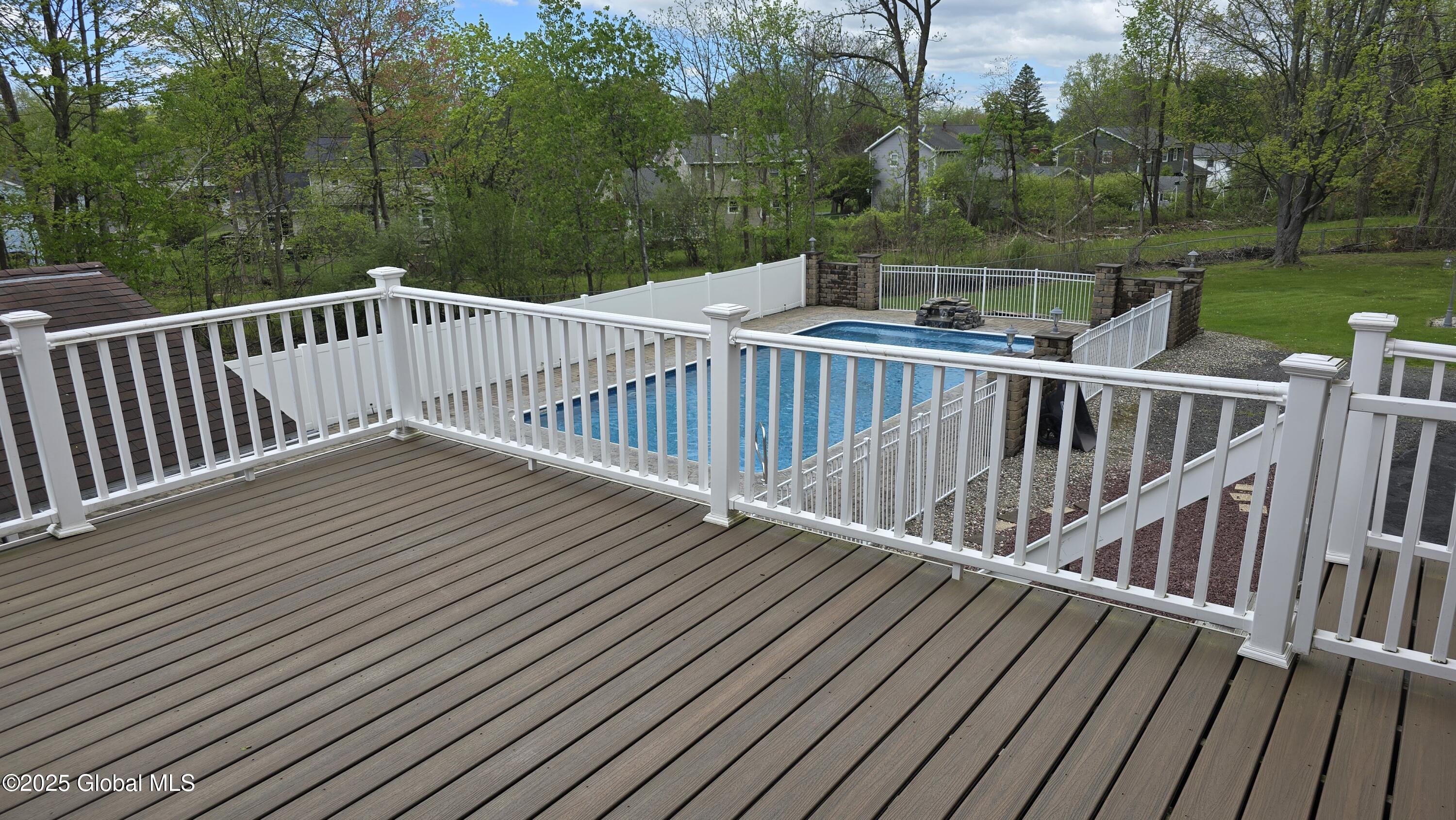 505 Elm Avenue Bethlehem, NY 12158 - Photo 11 of 62 1000011777